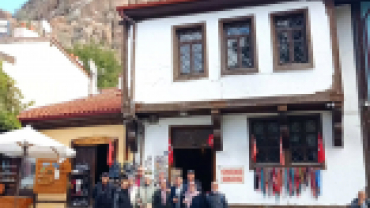 Pınarhisar Belediyesi olarak kahraman gazilerimiz için iki günlük Afyonkarahisar gezisi düzenledik.