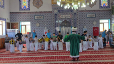 Pınarhisar Belediyesi ve Pınarhisar Müftülüğü iş birliğinde çocuklarımıza yönelik anlamlı bir program düzenledik.