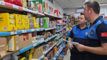 Pınarhisar Belediyesi Zabıta Müdürlüğü ekiplerimiz tarafından, ilçemizde faaliyet gösteren marketlerde denetimler gerçekleştirilmiştir.