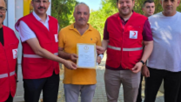 Tüm hemşehrilerimizi kan bağışında bulunmaya ve hayat kurtarmaya davet ediyorum.