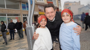 Pınarhisar Karadenizliler Derneğimizin düzenlemiş olduğu Karadeniz’in coşkusunu, dayanışmanın ve kardeşliğin en güzel halini yaşadığımız Hamsi Festivali’nin son gününde hemşehrilerimizle bir aradaydık.