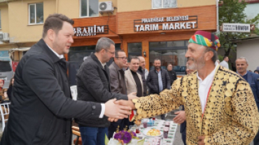 Pınarhisar Karadenizliler Derneğimizin düzenlemiş olduğu Karadeniz’in coşkusunu, dayanışmanın ve kardeşliğin en güzel halini yaşadığımız Hamsi Festivali’nin son gününde hemşehrilerimizle bir aradaydık.