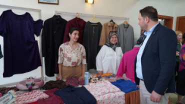Pınarhisar Halk Eğitimi Merkezi tarafından düzenlenen yıl sonu sergisine katılım sağladık.