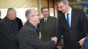 Bayramlar, kardeşlik ve dayanışmamızı güçlendirdiğimiz, kırgınlıkları ve dargınlıkları bir kenara bıraktığımız özel günlerdir.