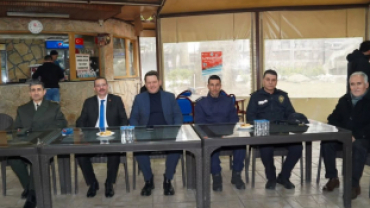 Bayramlar, kardeşlik ve dayanışmamızı güçlendirdiğimiz, kırgınlıkları ve dargınlıkları bir kenara bıraktığımız özel günlerdir.