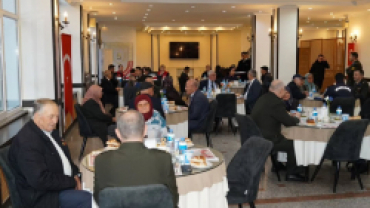 Rabbim tutmuş olduğumuz oruçlarımızı ve ibadetlerimizi kabul etsin.