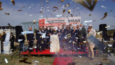 Pınarhisar’ımıza kazandırdığımız Yarı Olimpik Kapalı Yüzme Havuzu’nun temel atma törenini gerçekleştirdik.