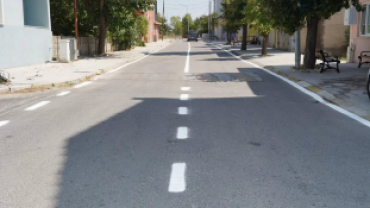 Pınarhisar’ımızda trafik güvenliğini artırmak, yollarımızı daha düzenli ve güvenli hale getirmek amacıyla ilçe genelinde yol çizgi çalışmalarımızı gerçekleştirdik.