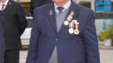 Pınarhisar’ımızın düşman işgalinden kurtuluşunun 103. yıl dönümü dolayısıyla Cumhuriyet Meydanı’nda düzenlenen törende, Ulu Önder Gazi Mustafa Kemal Atatürk ve silah arkadaşları anısına çelenk sunumu gerçekleştirildi.