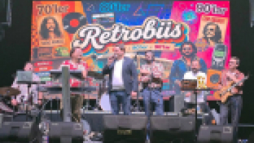 Poyralı Köyü Pekmez, Dokuma ve Kültür Festivalimizde Babaeskili hemşehrilerimiz Retrobüs Grubu sahnedeydi.