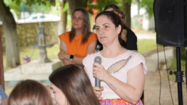 Ata köyümüz Poyralı’da, kıymetli hemşehrilerimizle köy parkında bir araya geldik.