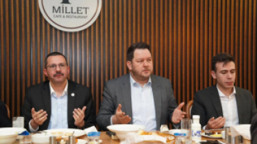 Ramazan ayının manevi ikliminde, gönüllerimizi aynı sofrada buluşturmanın huzurunu yaşadık.