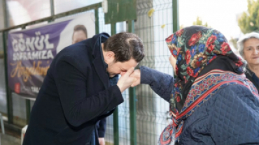 Ramazan’ın en güzel yanı da, gönülleri bir araya getirmek; aynı duaya amin deyip aynı lokmayı paylaşırken muhabbeti, kardeşliği büyütmek...