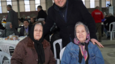 Ramazan’ın en güzel yanı da, gönülleri bir araya getirmek; aynı duaya amin deyip aynı lokmayı paylaşırken muhabbeti, kardeşliği büyütmek...