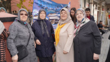 Kıymetli hemşehrilerimizden kutsal topraklara umre vazifesini yerine getirmek üzere yola çıkan vatandaşlarımızı dualarla uğurladık.