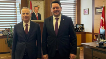 Ticaret Bakan Yardımcımız Sayın Volkan Ağarı’yı makamında ziyaret ettik.