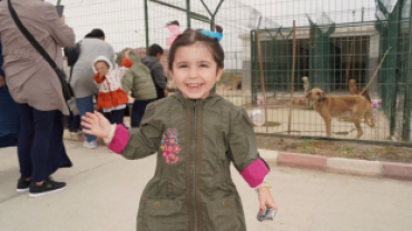 Yıldız Anaokulu minikleri, velileri ve öğretmenleriyle birlikte Hayvan Bakım ve Gözlem Merkezimizi ziyaret ettiler.