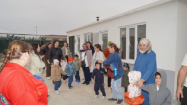 Yıldız Anaokulu minikleri, velileri ve öğretmenleriyle birlikte Hayvan Bakım ve Gözlem Merkezimizi ziyaret ettiler.