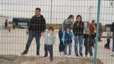 Yıldız Anaokulu minikleri, velileri ve öğretmenleriyle birlikte Hayvan Bakım ve Gözlem Merkezimizi ziyaret ettiler.