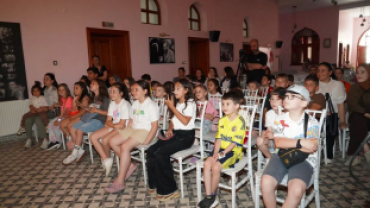 Yumurtadan Ejderha Çıktı Çocuk Tiyatrosu’nda miniklerimizle buluştuk.